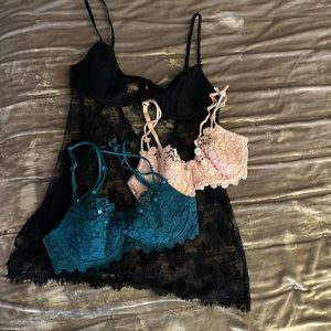 Lingerie Lot - 2 Bras, 1 Very Sexy Chemise Babydoll